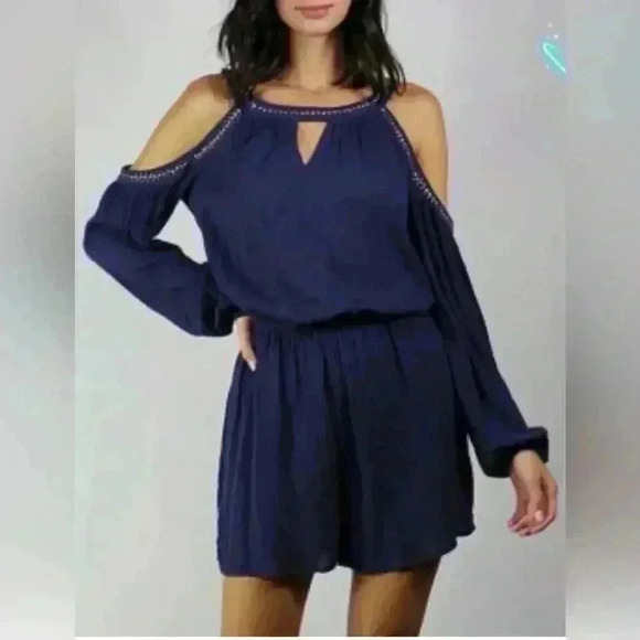KNOX ROSE Women’s Sz XL Navy Crinkle Cold Shoulder Keyhole Embellished Romper - Picture 1 of 6